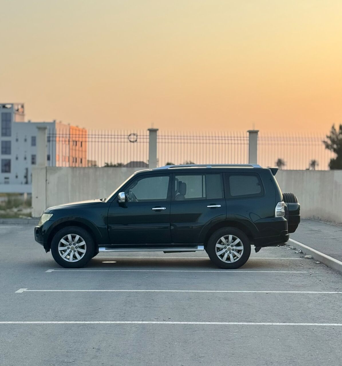 Zinj, Vehicles, Cars & Trucks , BHD 2300,  Mitsubishi Pajero,  2010,  Automatic,  212560 KM,    |  | WELL MAINTAINED | READY FOR TRANSFER