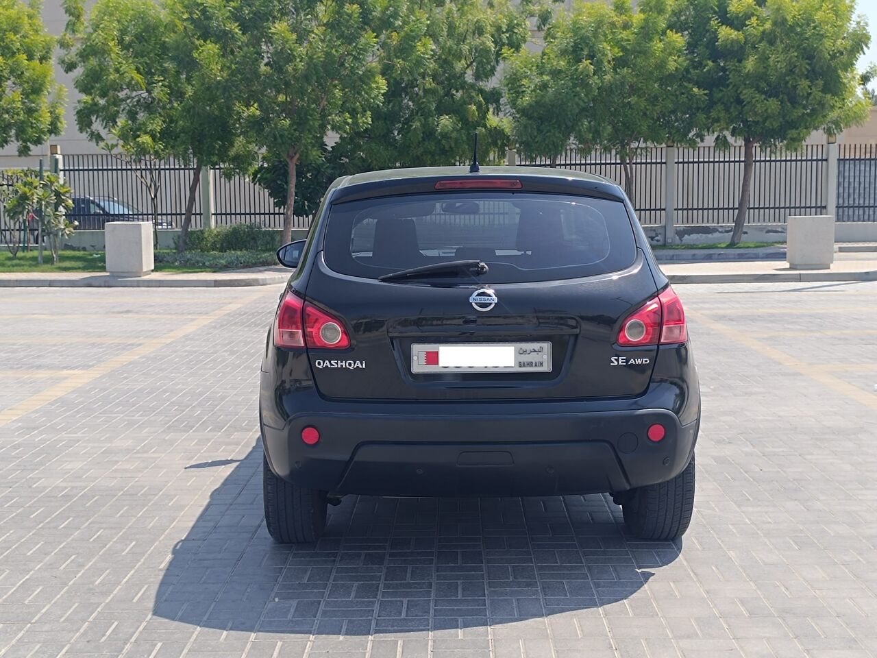 Manama, Vehicles, Cars & Trucks , BHD 1200,  NISSAN QASHQAI,  2008,  Automatic,  196000 KM,  NEAT AND CLEAN