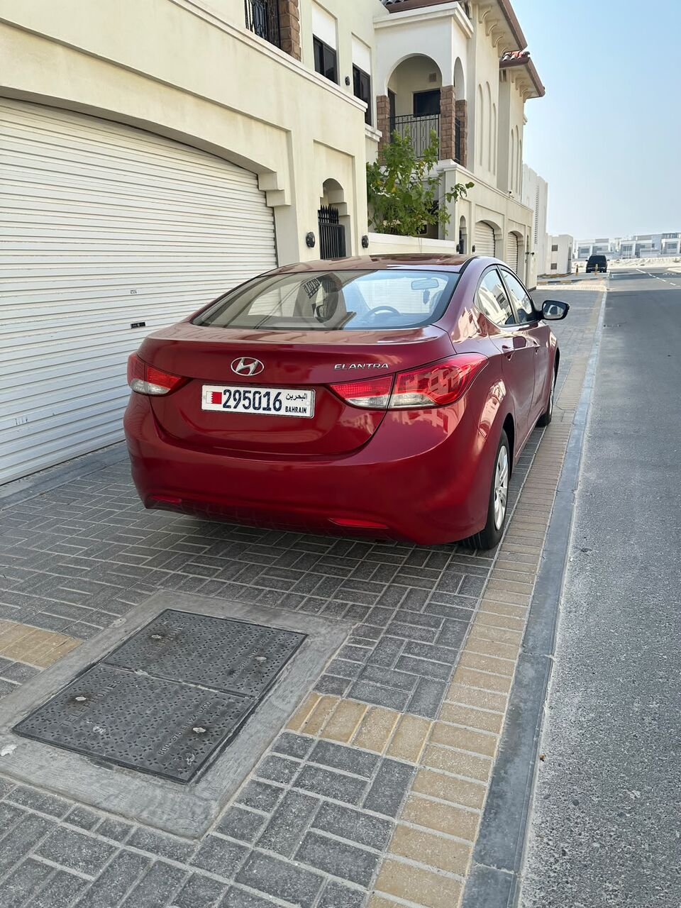 Manama, Vehicles, Cars & Trucks , BHD 1580,  Hyundia,  2012,  183 KM,
