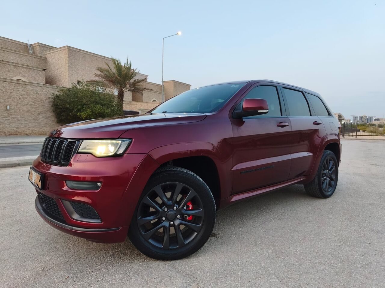 Riyadh, Vehicles, Cars & Trucks , SAR 55000,  Jeep Grand Cherokee Limited,  2018,  Automatic,  195600 KM,  | 3.6L V6 (300) HP | 4x4 | Accident-Free | Original Painting