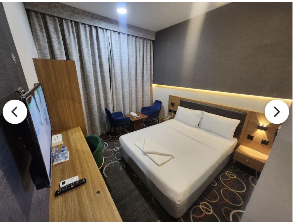 Deira, Apartments, Flats, Houses & Villas, AED 250/week,  1 BR,  Hotel Room For 4 Nights In Less Price Deo To My Trip Cancel