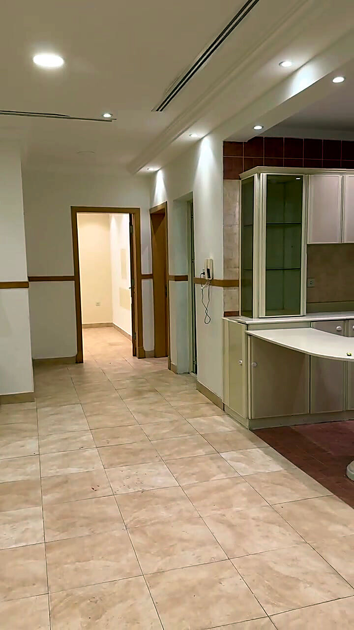 Hofuf, Apartments, Flats, Houses & Villas, SAR 2000/month,  3 BR,  Majlis, Large Dining Room. Near King Faisal University, CentrePoint