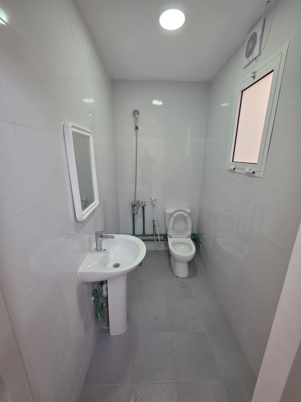 Hoora, Apartments, Flats, Houses & Villas, BHD 160/month,  1 BR,  Flat For Rent In Hoora With EWA Near Al Balushi Club
