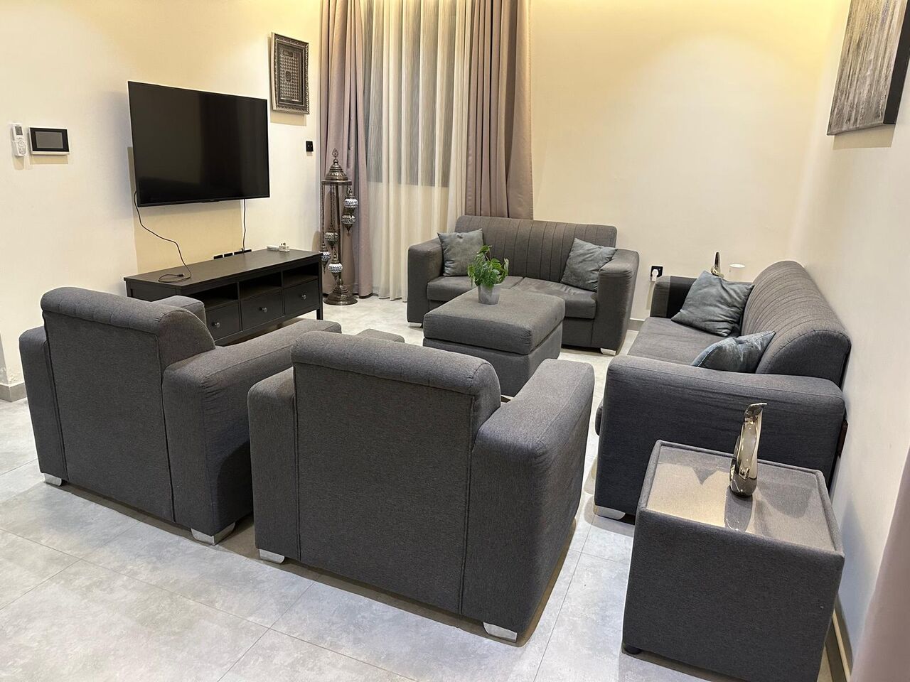 Al Malaz, Furniture, SAR 950,  Sofa For Sale