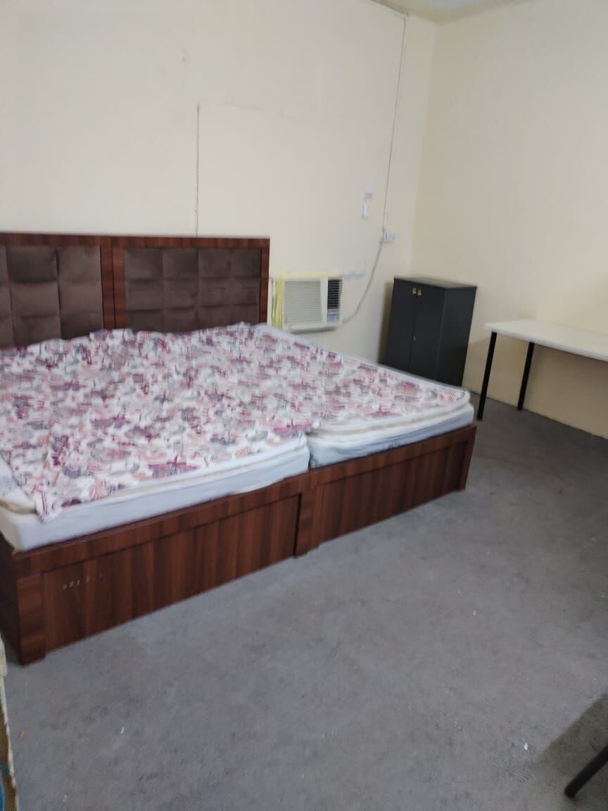 Riyadh, Housing Exchanges, SAR 15000/year,  2 BR,  2 PHK Family Flat Available Ground Floor One Year 15000