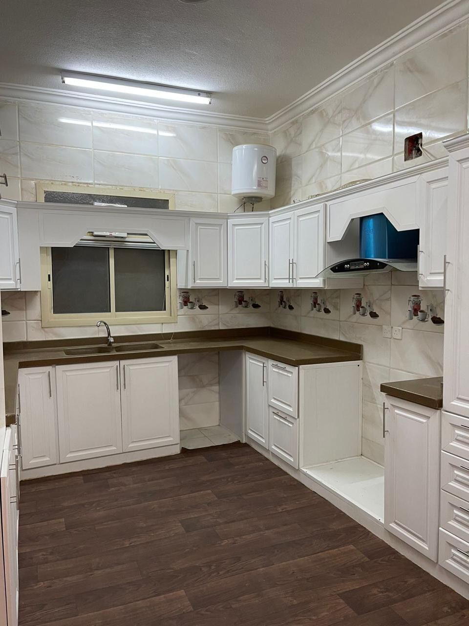 Riyadh, Apartments, Flats, Houses & Villas, SAR 3800/month,  4 BR,  Excellent First-floor Apartment In A Villa,