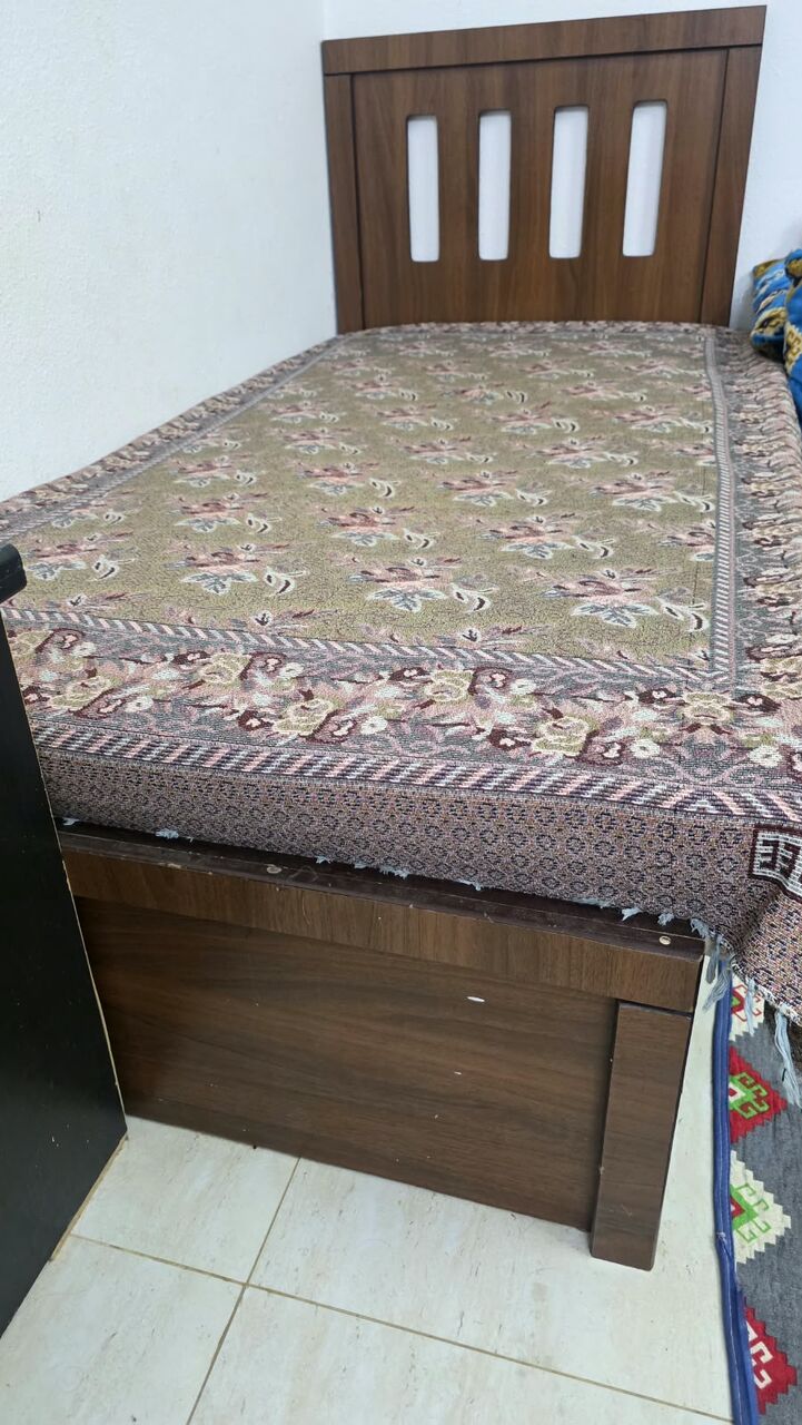 Riyadh, Furniture, SAR 100,  Single Wooden Bed With Mattress In Good Condition