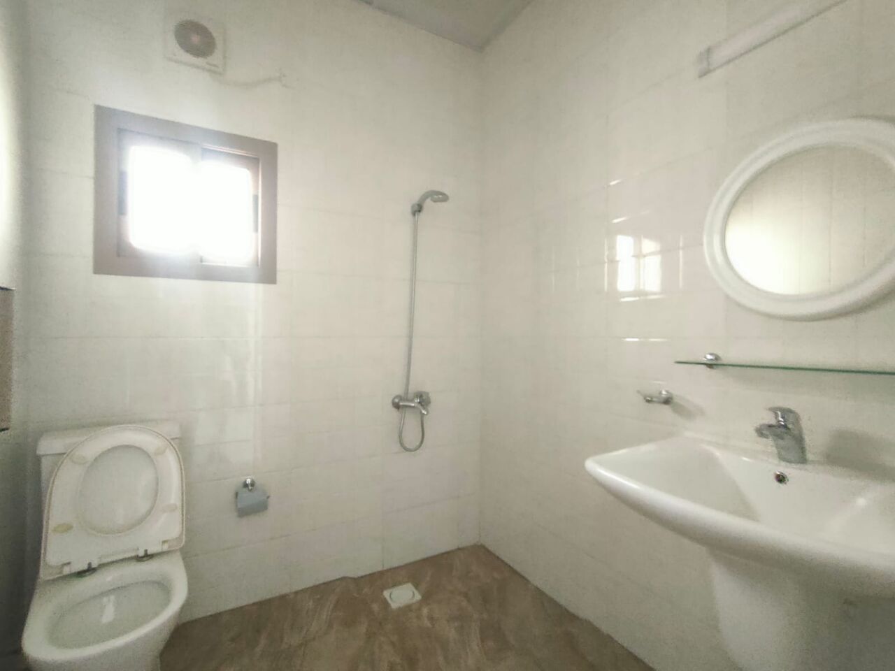 Janabiya, Apartments, Flats, Houses & Villas, BHD 200/month,  2 BR,  100 Sq. Meter,  SPACIOUS 2 BHK | BALCONY | CLOSED KITCHEN | EXCLUSIVE
