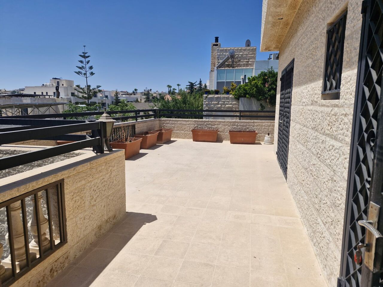 Abdoun, Apartments, Flats, Houses & Villas, JOD 25000/year,  3 BR,  220 Sq. Meter,  Rooftop Apartment For Rent