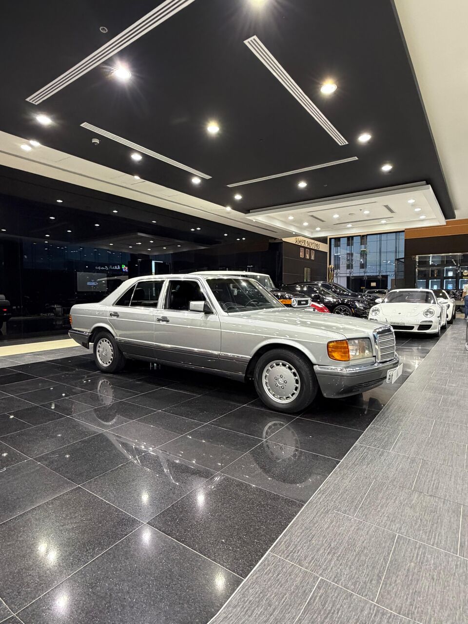 Sanabis, Vehicles, Cars & Trucks , BHD 3700,  Mercedes-Benz 300SE,  1990,  Automatic,  218000 KM,  Mercedes-Benz SE300 Model