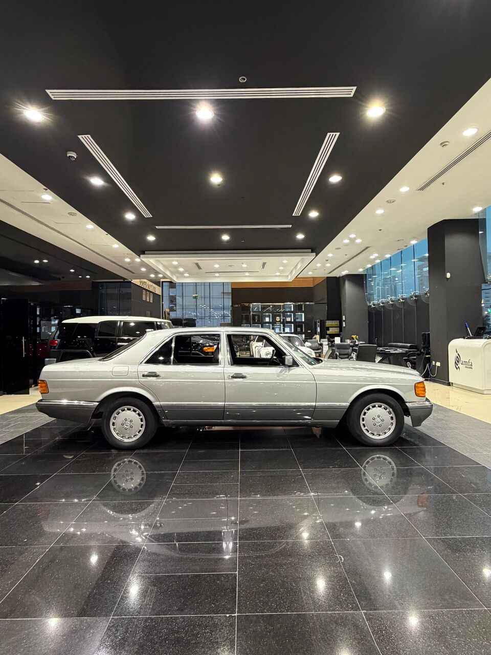 Sanabis, Vehicles, Cars & Trucks , BHD 3700,  Mercedes-Benz 300SE,  1990,  Automatic,  218000 KM,  Mercedes-Benz SE300 Model