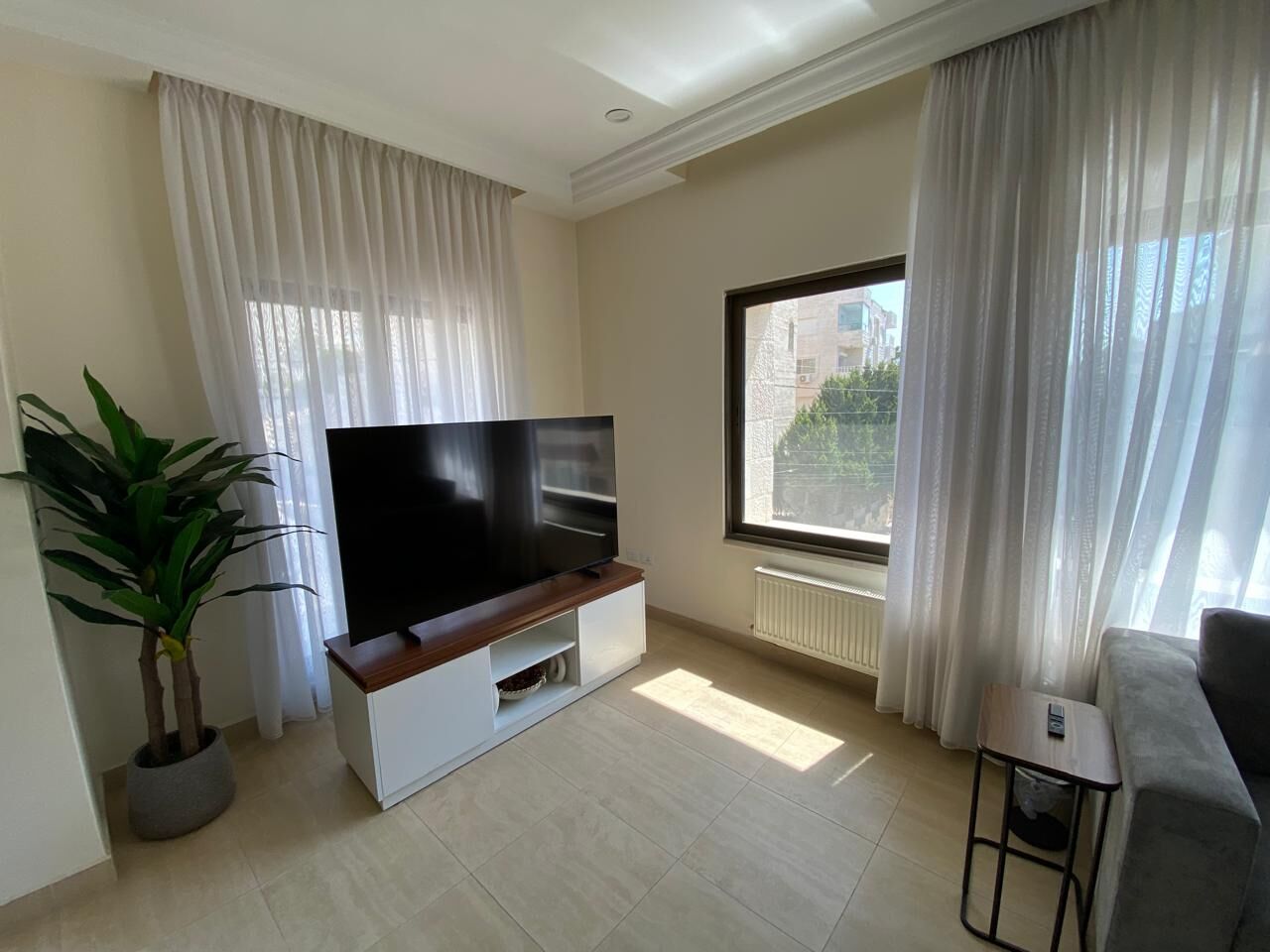 Abdoun, Apartments, Flats, Houses & Villas, JOD 24000/year,  Furnished,  4 BR,  220 Sq. Meter,  Furnished Apartment For Rent