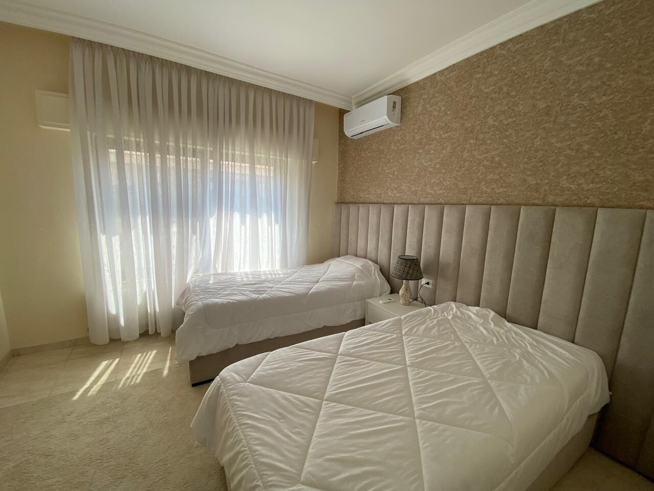 Abdoun, Apartments, Flats, Houses & Villas, JOD 24000/year,  Furnished,  4 BR,  220 Sq. Meter,  Furnished Apartment For Rent
