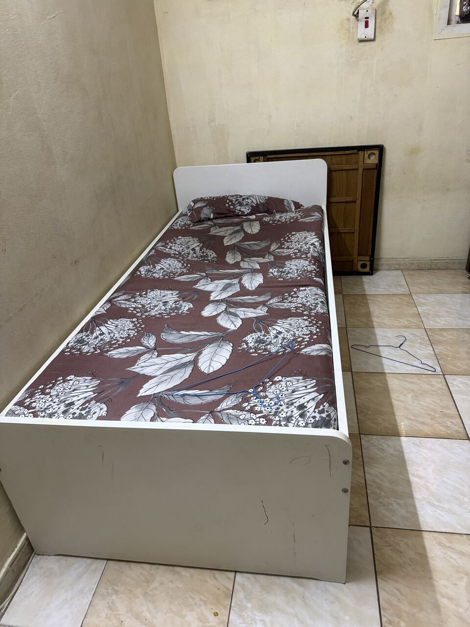 Jeddah, Rooms for Rent, SAR 800/month,  Furnished,  Seperate Single Room And Wash Room For Rent