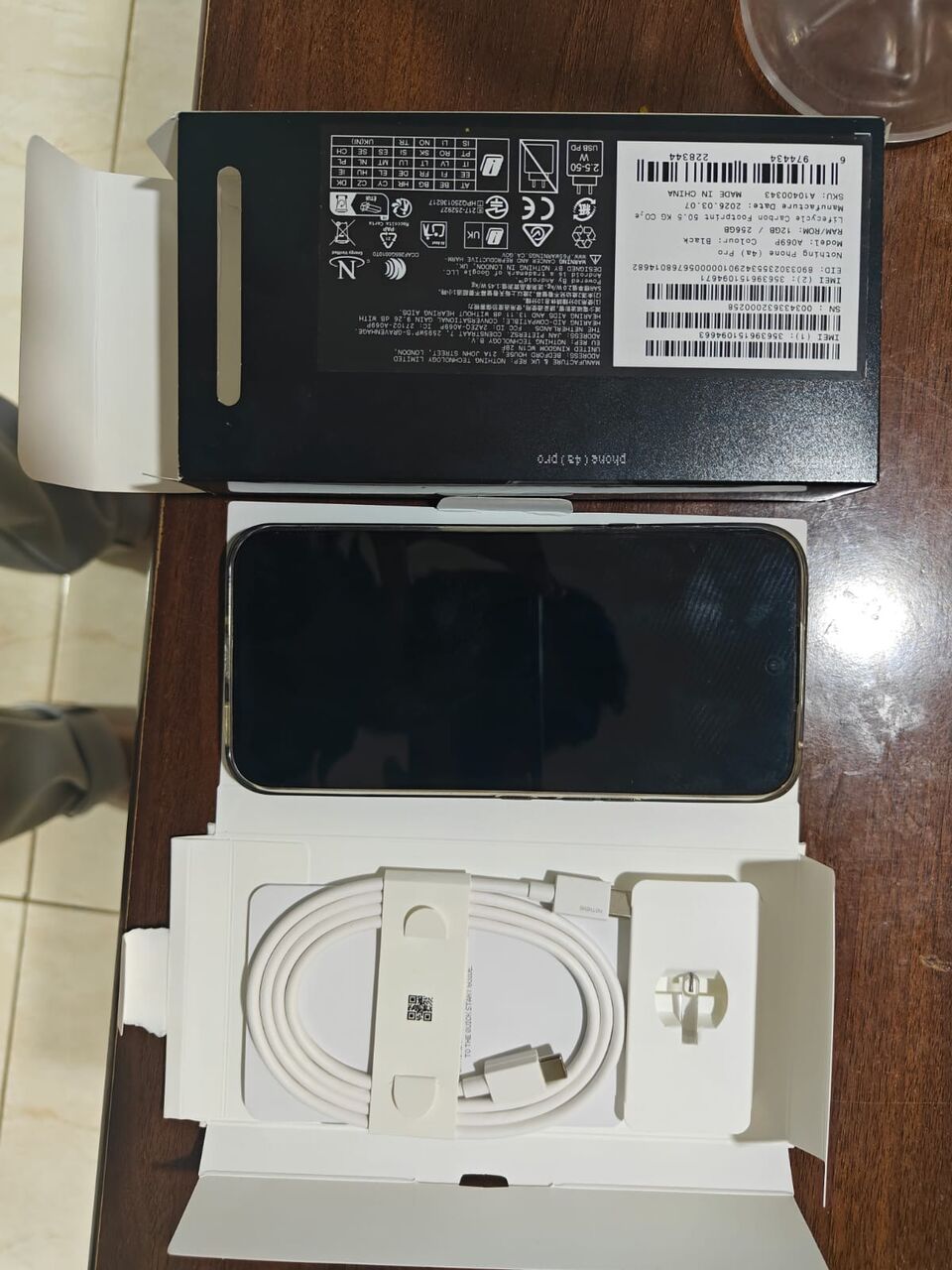 Jeddah, Mobile Phones, SAR 1900,  Nothing Phone (4a) Pro &ndash; 256GB | Like New