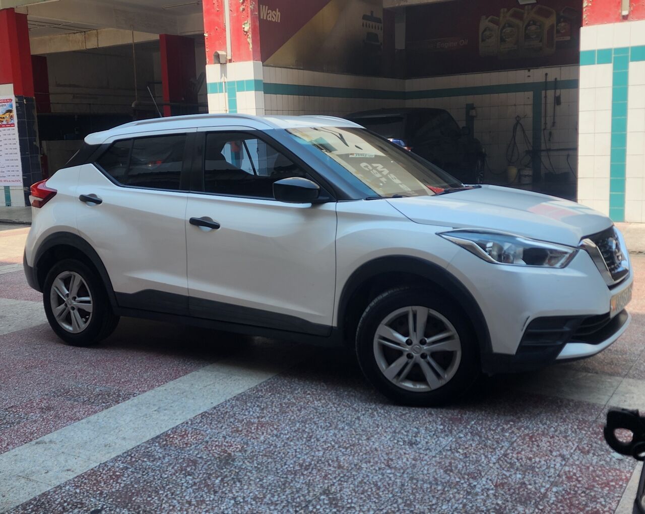 Manama, Vehicles, Cars & Trucks , BHD 3700,  Nissan Kicks,  2018,  Automatic,  111000 KM,   For Sale In Good Condition