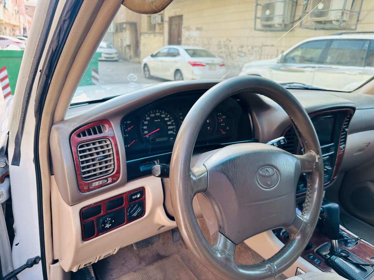 Riyadh, Vehicles, Cars & Trucks , SAR 25500,  Toyota Land Cruiser,  2001,  Automatic,  600000 KM,