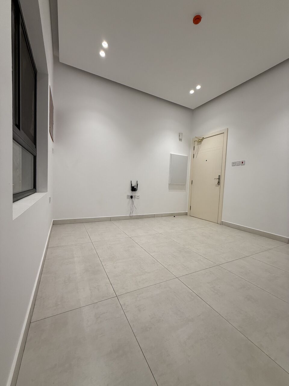 Busaiteen, Apartments, Flats, Houses & Villas, BHD 100/month,  1 BR,  Hurry Up🏃‍♀️ Last Apartment For Rent In Al Busaiteen Area For Only 100 BD.