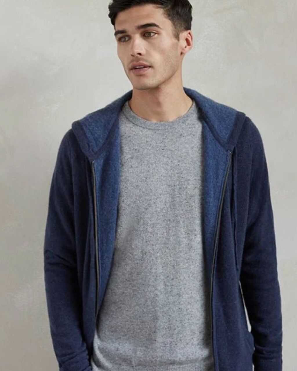 New York, Business, Buy Cashmere Hoodie In Martha