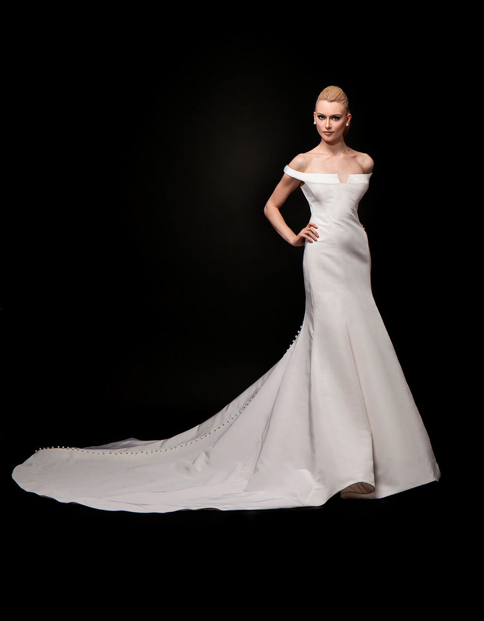 New York, Clothing & Accessories, USD 3,  Buy Top Custom Wedding Dresses In Brooklyn, USA For Your Wedding