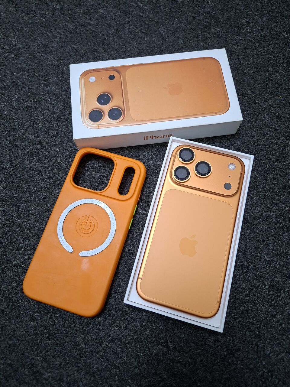 Al Rahmaniyah, Mobile Phones, SAR 3850,  IPhone 17 Pro 256gb Cosmic Orange