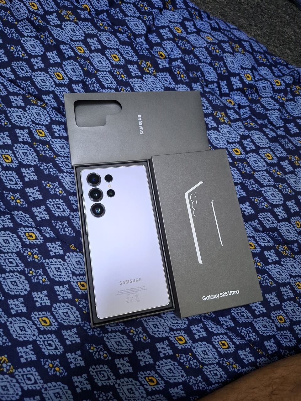 Al Rahmaniyah, Mobile Phones, SAR 2850,  Samsung Galaxy S25 Ultra Titanium Silverblue 12gb 256gb