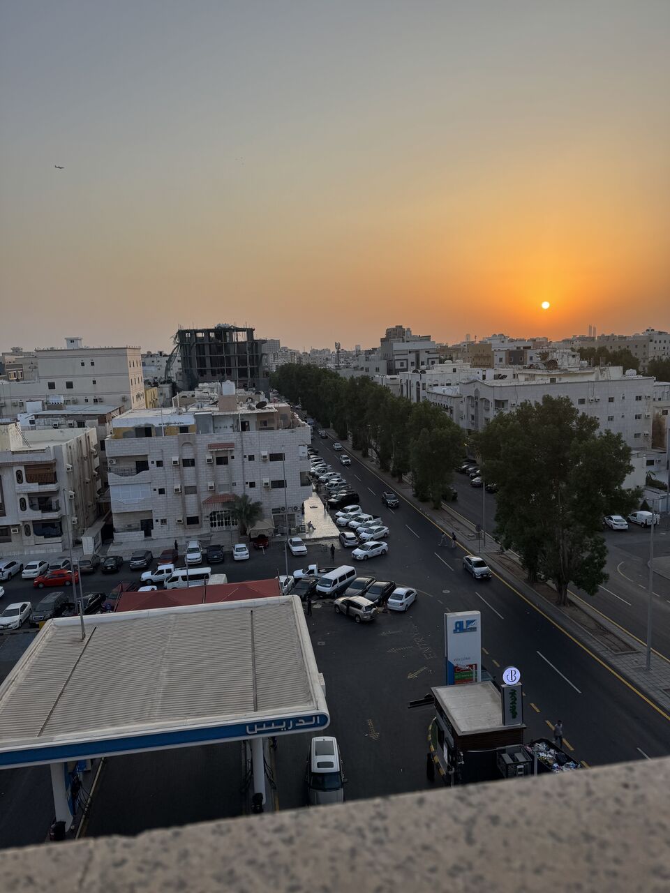Jeddah, Bedspace For Rent, SAR 400/month,  Bed Space Available In A Furnished Apartment Including Electricity In Aziziyah