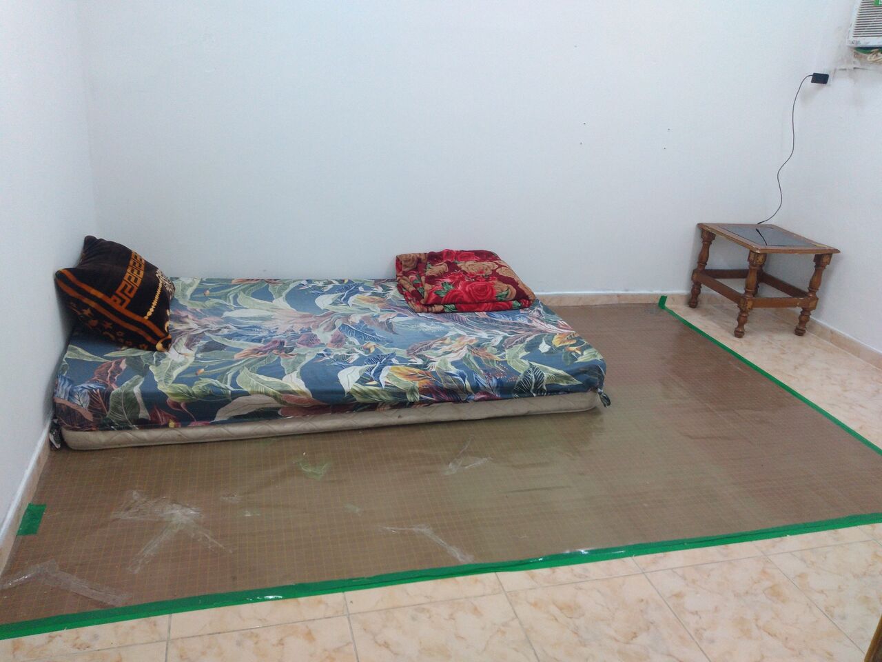 Al Wizarat, Rooms for Rent, SAR 1000/month,  16 Sq. Meter,  Single Room In Two Bed Apartment