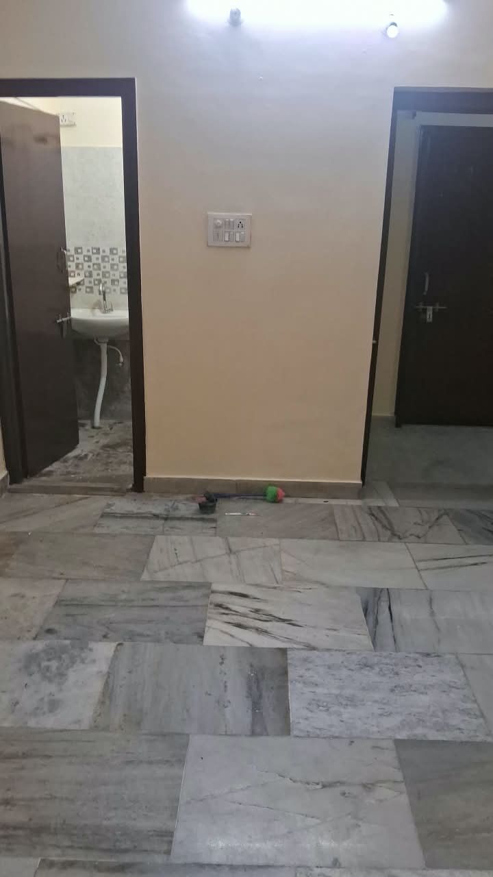 Hyderabad, Real Estate For Sale, INR 40,  2 BR,  997 Sq. Feet,  2 BR, Flat For SALE In New Mallepally - Contact: 9949507082 &ndash; WhatsApp / IMO: 009665015608