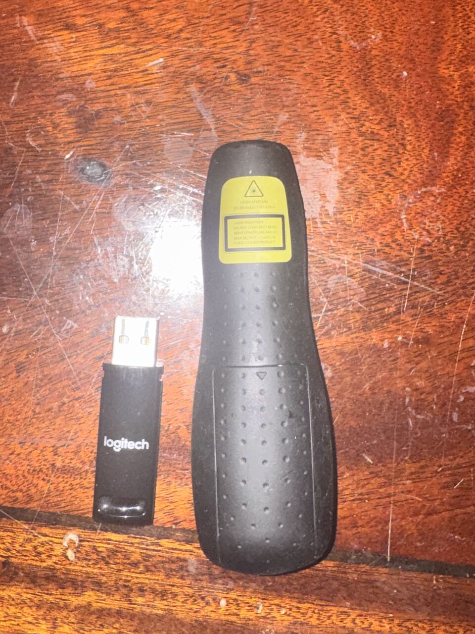 Al Faisaliyah, Electronics, SAR 100,  Logitech R400 Wireless Red Light Laser Presentation Remote