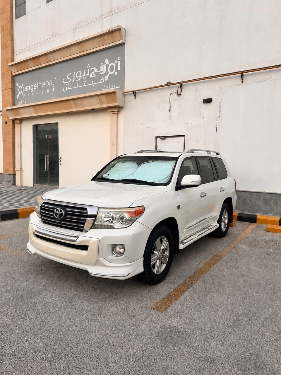 Al Malaz, Vehicles, Cars & Trucks , SAR 127500,  Toyota Land Cruiser,  2015,  Automatic,  338000 KM,   GXR V8  FOR SALE