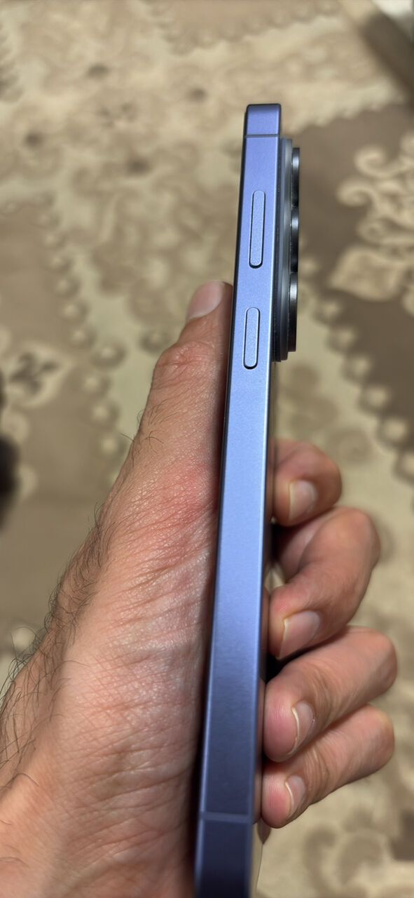 Riyadh, Mobile Phones, SAR 3400,  Samsung Galaxy S26 Ultra. 256gb/12gb Ram. Brand New 10/10. Complete With Box