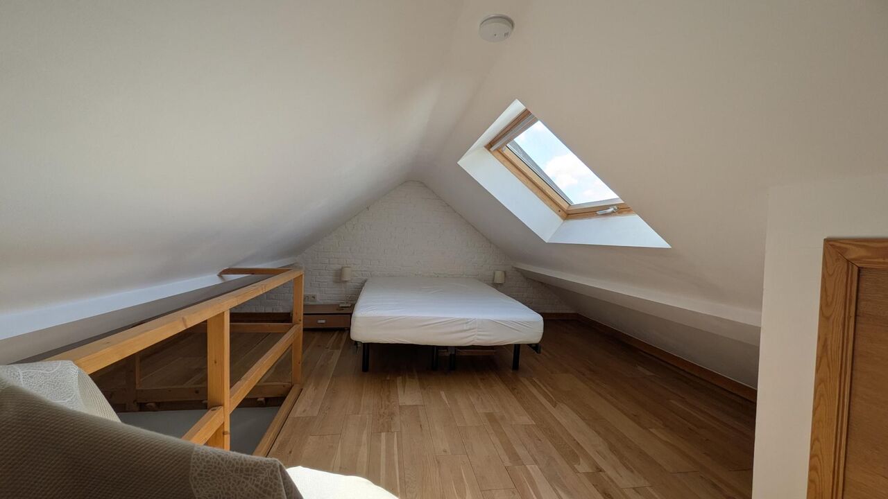 Brussels, Apartments, Flats, Houses & Villas, EUR 975/month,  1 BR,  . Sq. Meter,  FURNISHED 45 M² STUDIO St. GilLES &ndash; MOVE-IN READY &ndash; IDEAL FOR TRAINEES/YOUNG PROFESSINALS