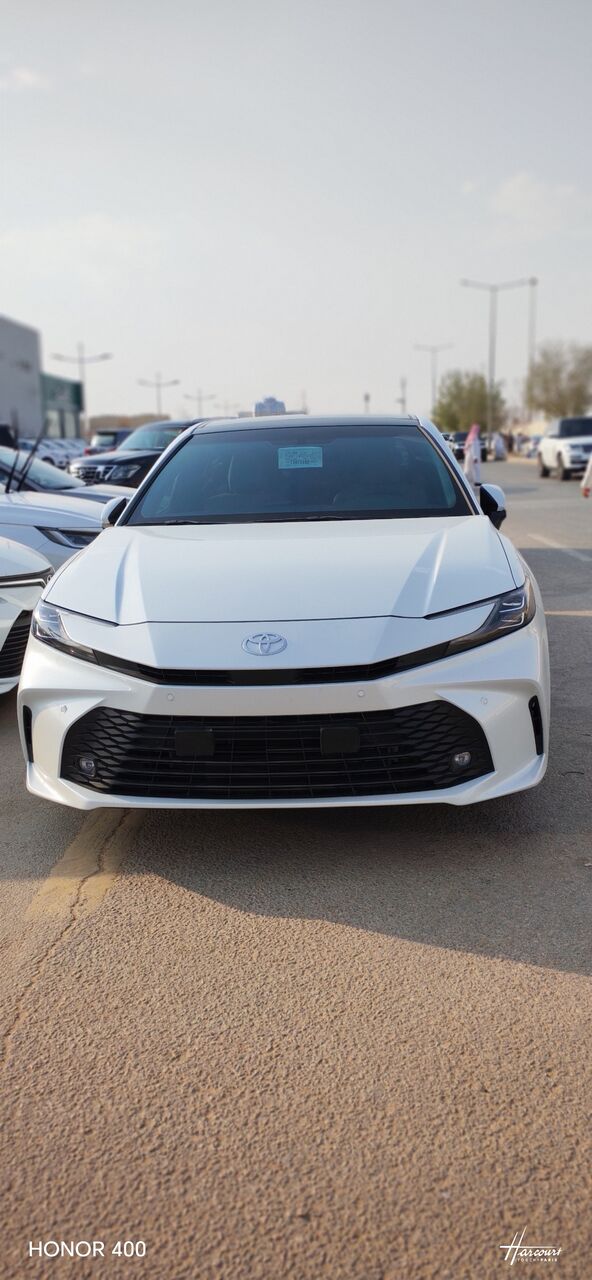 Riyadh, Vehicles, Cars & Trucks , SAR 125000,  Toyota Camry LE Hybrid,  2026,  Automatic,  7000 KM,