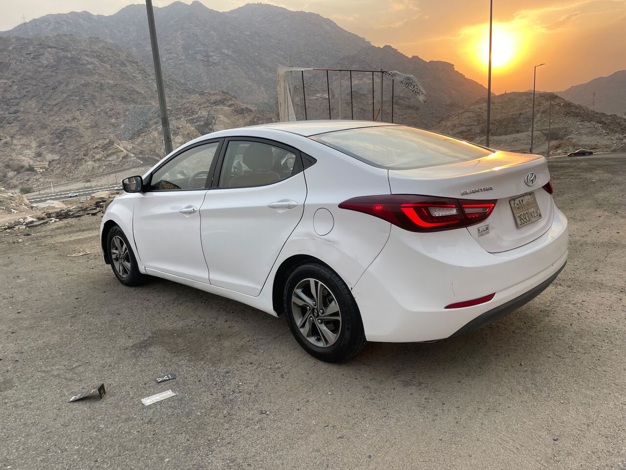 Makkah, Vehicles, Cars & Trucks , SAR 25000,  Hyundai Elantra,  2016,  Automatic,  365550 KM,