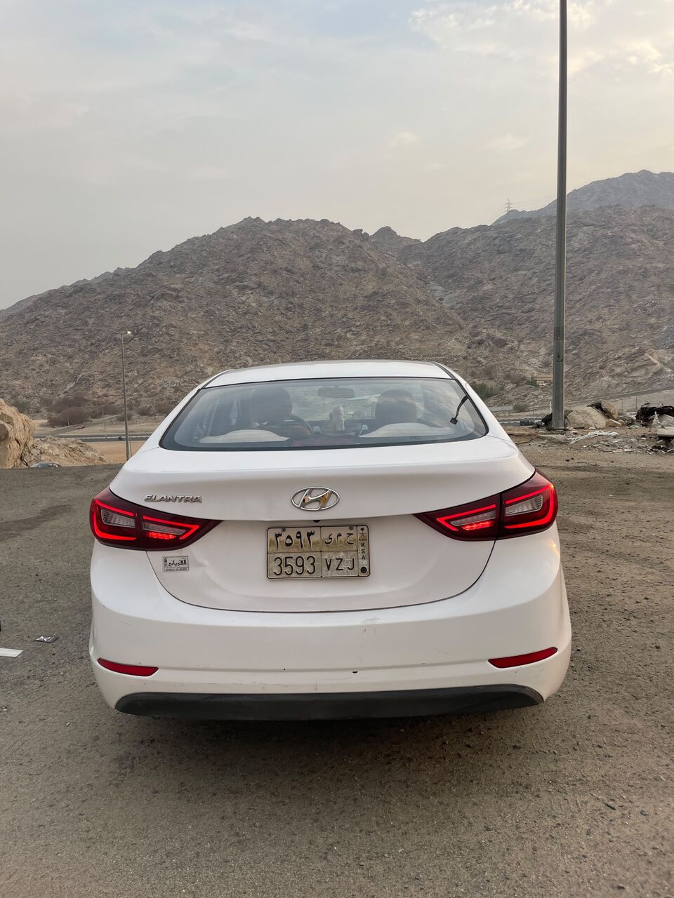 Makkah, Vehicles, Cars & Trucks , SAR 25000,  Hyundai Elantra,  2016,  Automatic,  365550 KM,