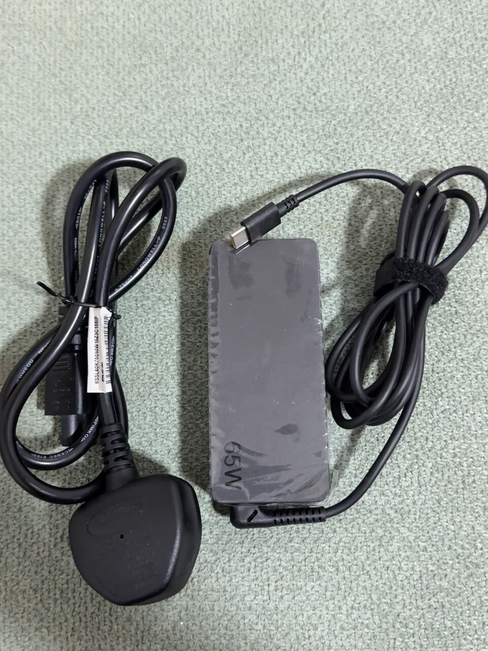 Al Faisaliyah, Computers, SAR 70,  Lenovo Laptop 65W Type C Charger