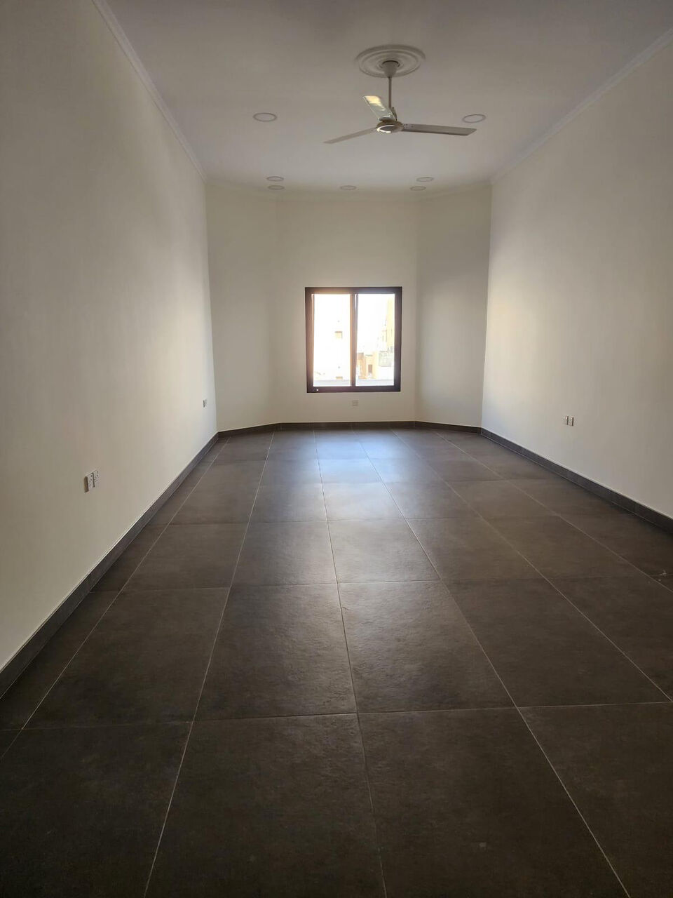 Jid Ali, Villas, BHD 550,  Spacious 2-Storey Villa For Rent In Jid Ali - Near The Sea & All Amenities