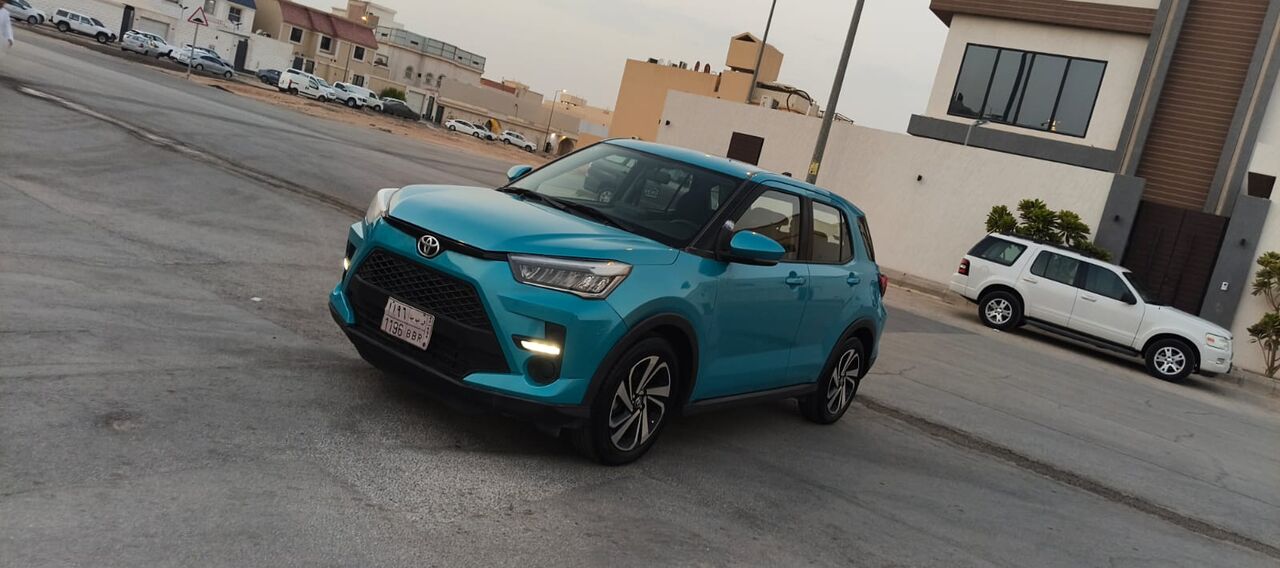 Riyadh, Vehicles, Cars & Trucks , SAR 45000,  Toyota Raiz G,  2022,  Automatic,  80000 KM,   Turbu Full Option  Model , 80,000 Km,