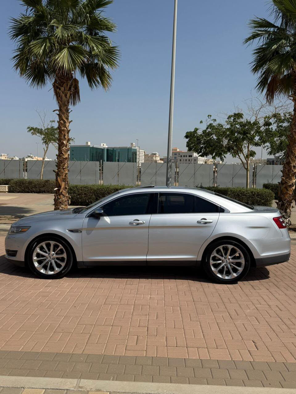 Bani Malik, Vehicles, Cars & Trucks , SAR 60000,  Ford Taurus,  2015,  Automatic,  173000 KM,    In Excellent Condition