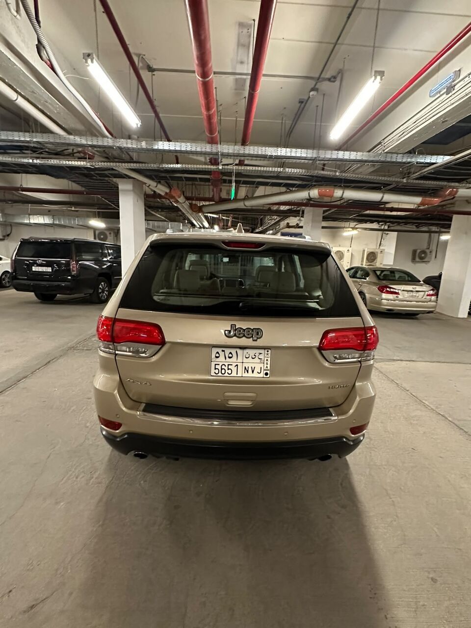 Jeddah, Vehicles, Cars & Trucks , SAR 43000,  Jeep Cherokee,  2015,  Automatic,  217000 KM,  Jeep Grand Cherokee Limited Original Engines And Airbags