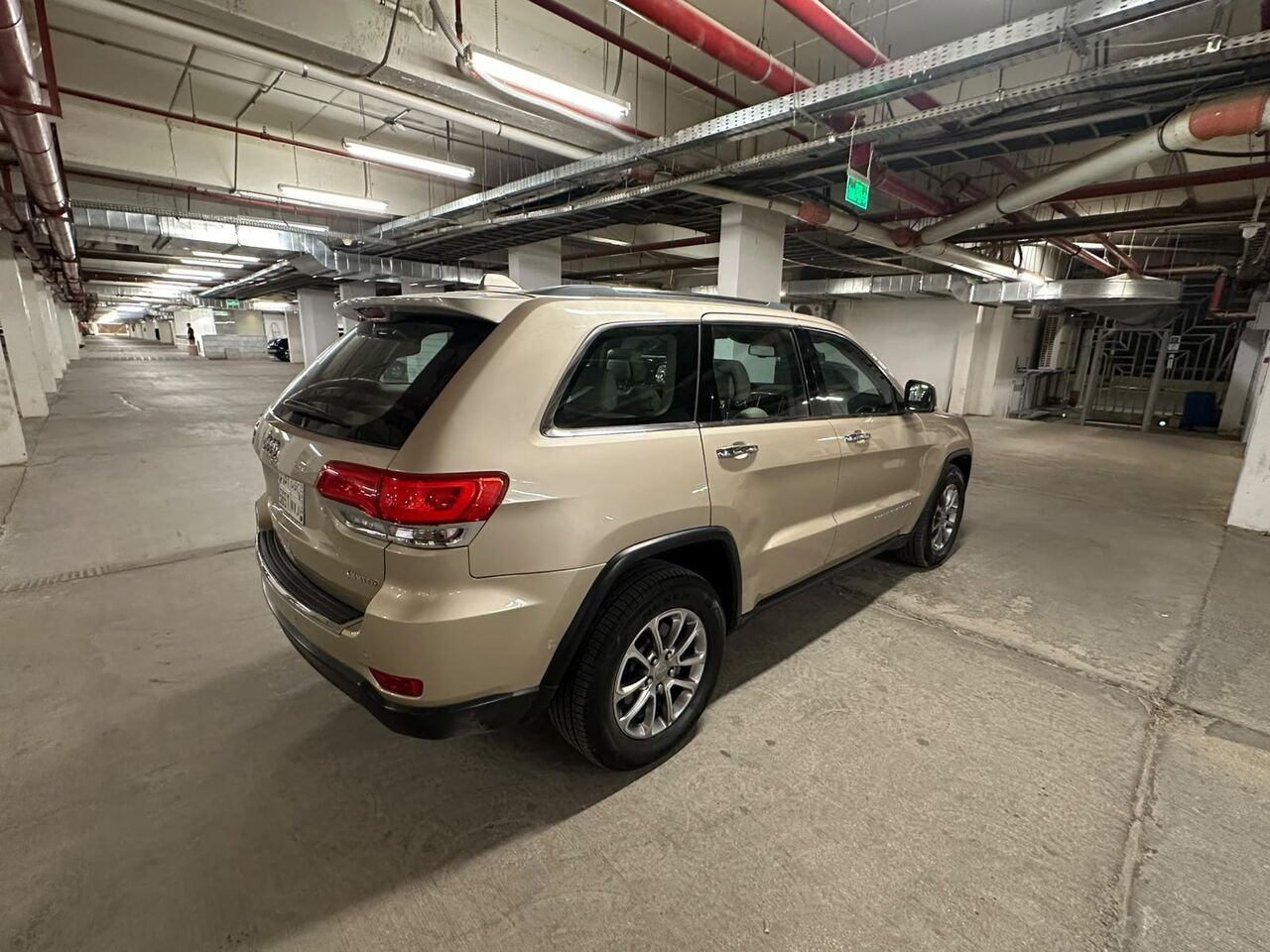 Jeddah, Vehicles, Cars & Trucks , SAR 43000,  Jeep Cherokee,  2015,  Automatic,  217000 KM,  Jeep Grand Cherokee Limited Original Engines And Airbags