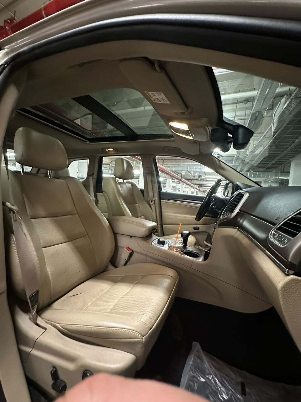 Jeddah, Vehicles, Cars & Trucks , SAR 43000,  Jeep Cherokee,  2015,  Automatic,  217000 KM,  Jeep Grand Cherokee Limited Original Engines And Airbags