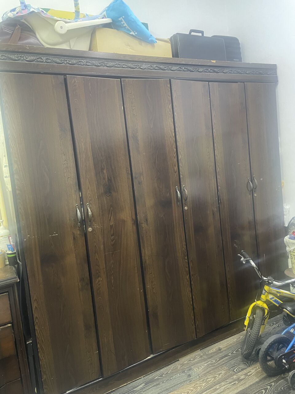 Khobar, Household Items, SAR 100,  Selling Urgently Wardrobe And Some House Hold Items