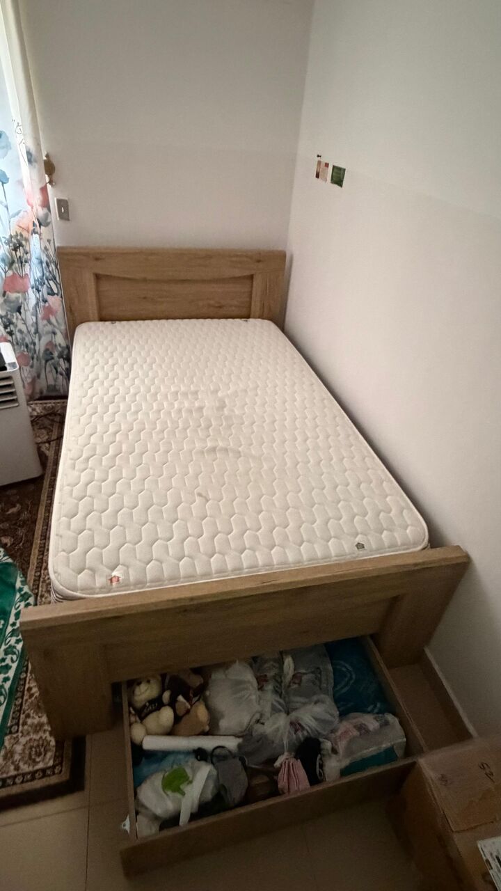 Riyadh, Furniture, SAR 4000,  3 Beds ( One Double Bed With Mattress, One Twin Bed With Mattress, One King Bed Without Na