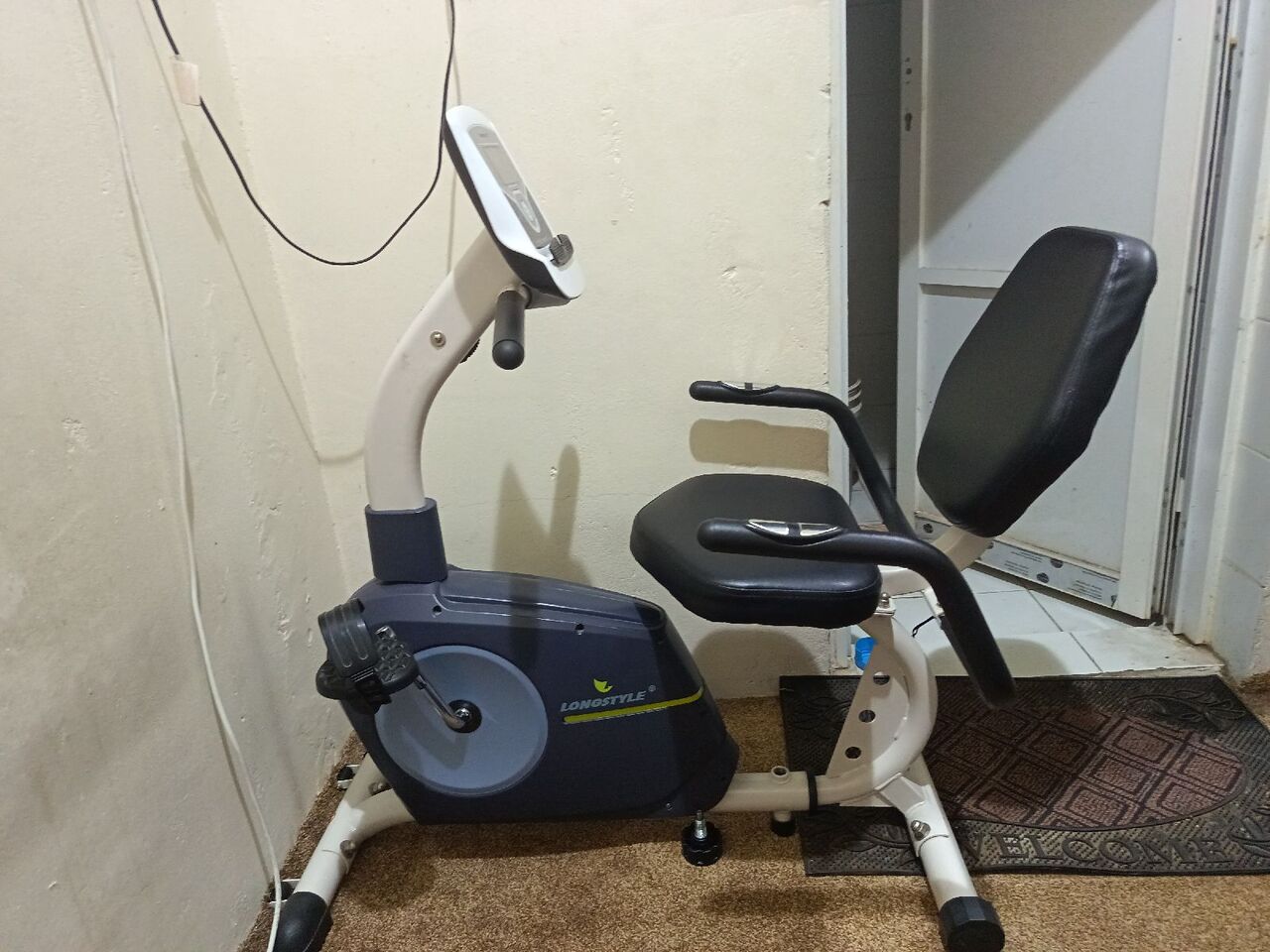 Al Faisaliyah, Electronics, SAR 198,  Cycling Exercise Machine