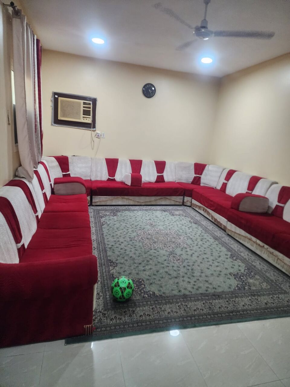 Jubail, Furniture, SAR 800,  I Want To Sell Big Size Majlis (Sofa Set 11 Seater)