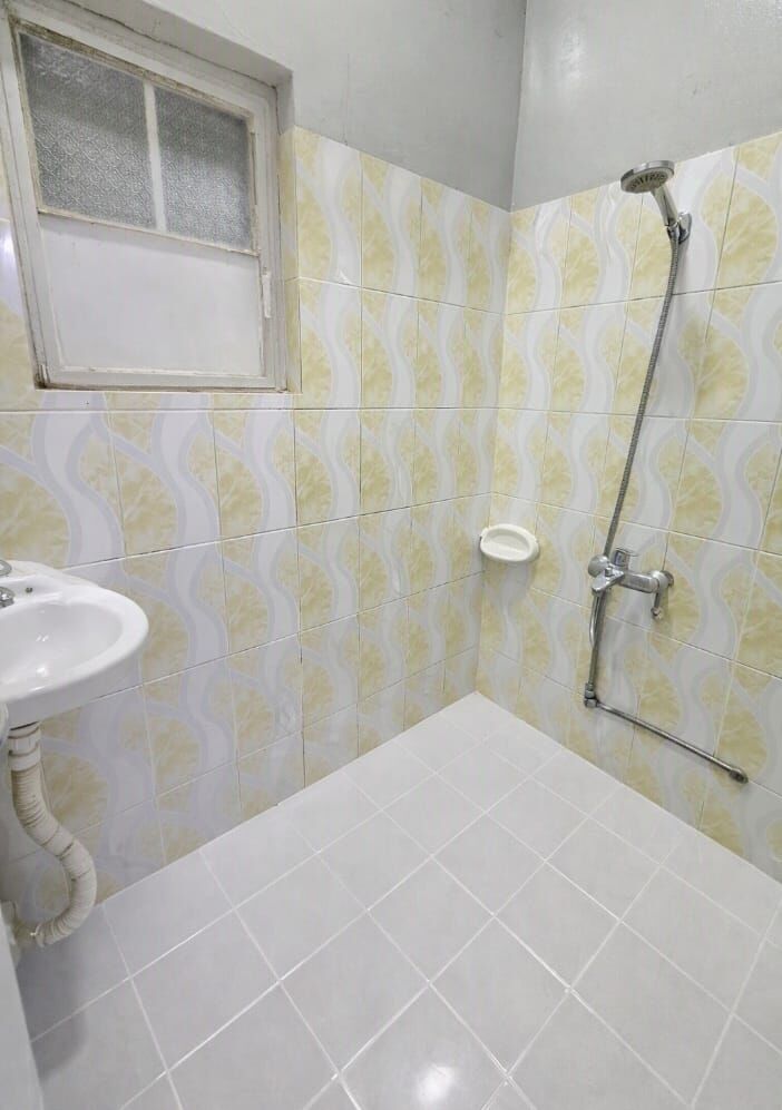 Gudaibiya, Rooms for Rent, BHD 120/month,  Two Bedroom Flat Available On Ground Floor For Rent Near Malabar Restaurant Behind City Ma