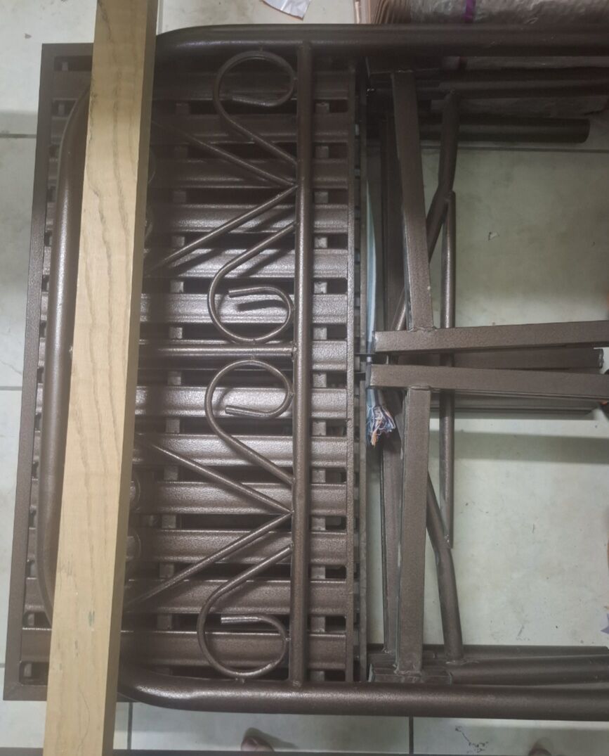 Al Jaradiyah, Furniture, SAR 260,  Urgent Iron Bed Folding And Medical Mattress