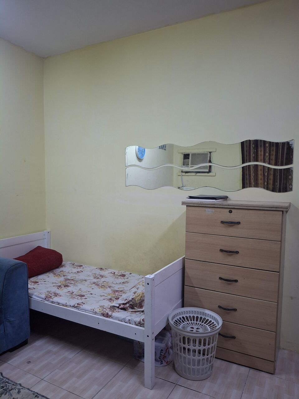 Khobar, Sublets, SAR 1100/month,  1 BR,  Furnished Room For Subletting For An Executive Employee
